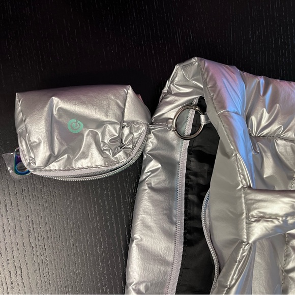 NWOT metallic Pinterest puffer tote bag with small change purse - Picture 7 of 7